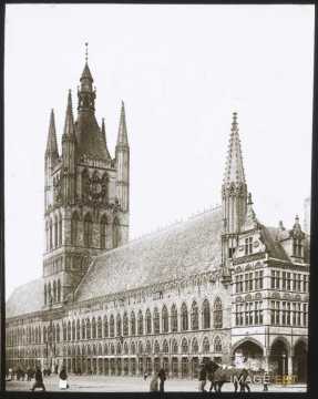 Halle aux draps (Ypres)