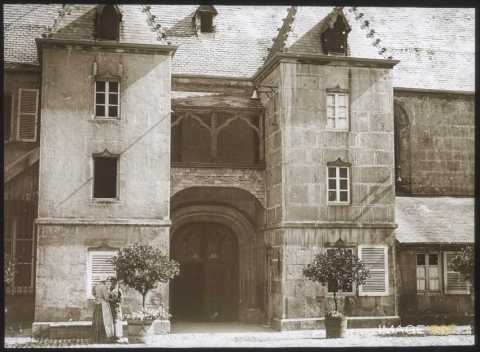 Hospices civils (Beaune)