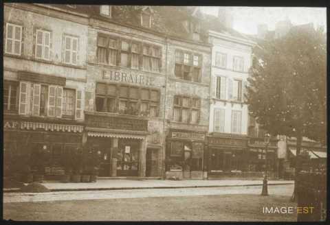 Place Monge (Beaune)