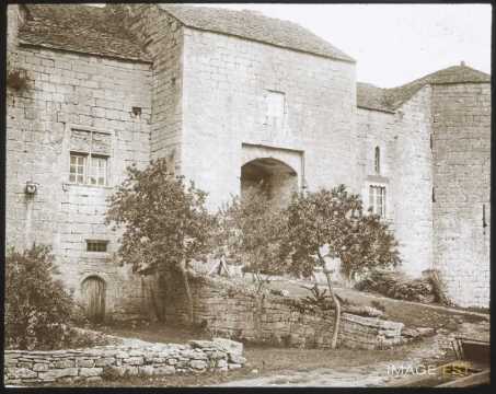 Château (Mont-Saint-Jean)
