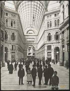 Galerie Umberto I (Naples)