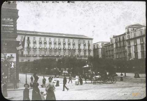 Place Victor Emmanuel (Naples)