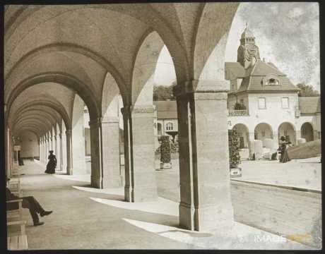 Établissement thermal (Bad Nauheim)