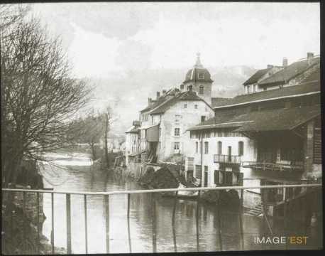 Le Doubs à Saint-Hippolyte (Doubs)