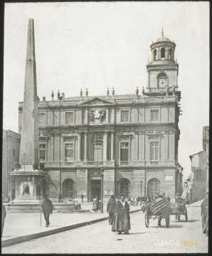 Hôtel de ville (Arles)