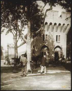 Remparts (Avignon)