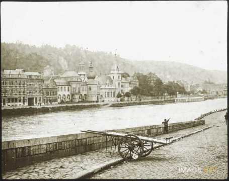 Quais de la Meuse (Dinant)