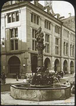 Fontaine de l'Ogre (Berne)