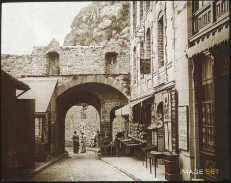 Auberge Poulard (Mont-Saint-Michel)