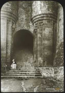 Escalier de la porte du Châtelet (Mont-Saint-Michel)