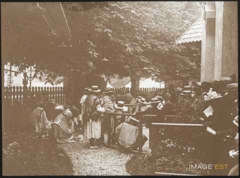 Groupe de musiciens malgaches (Paris)