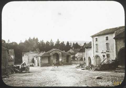 Halles (Lamarche)