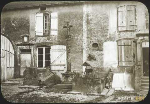 Croix de chemin (Lamarche)