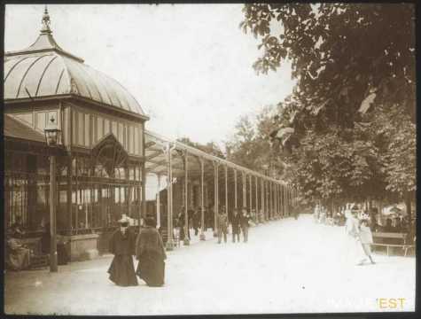 Galerie marchande (Contrexéville)