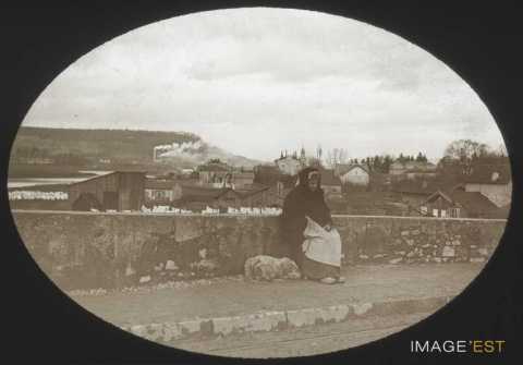 Femme et son chien (Malzéville)