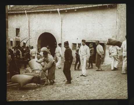 Distribution d'avoine (Ville-sur-Illon)