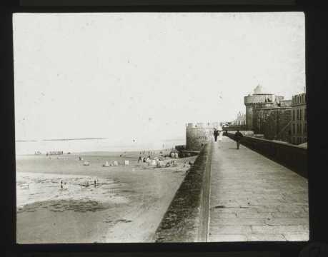 Remparts (Saint-Malo)