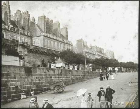 Cale de mise à l'eau (Saint-Malo)