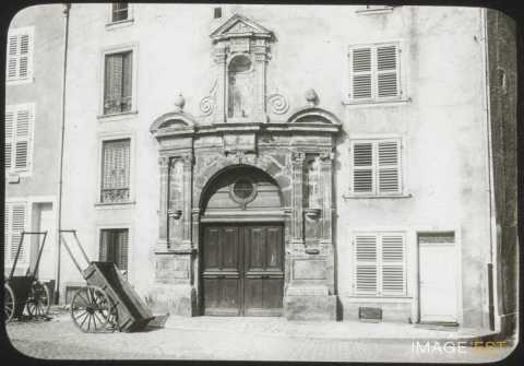 Porte de couvent (Toul)