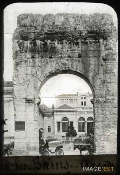 Arc de triomphe de Campanus (Aix-les-Bains)