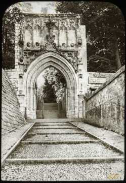 Portail Saint-Dominique (Chambéry)