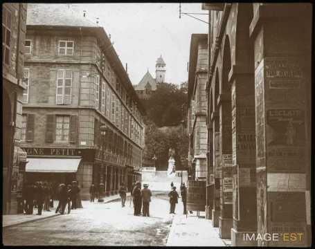 Rue des Portiques (Chambéry)