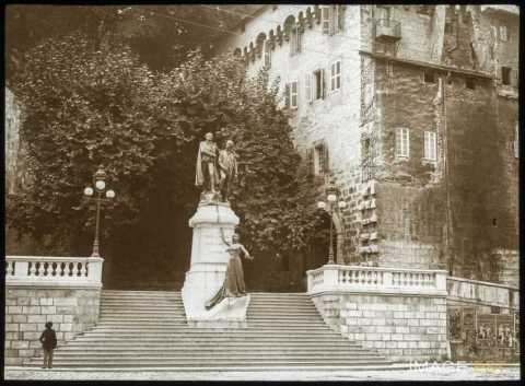 Monument à Joseph et Xavier de Maistre (Chambéry)