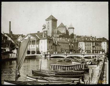 Canal du Thiou (Annecy)