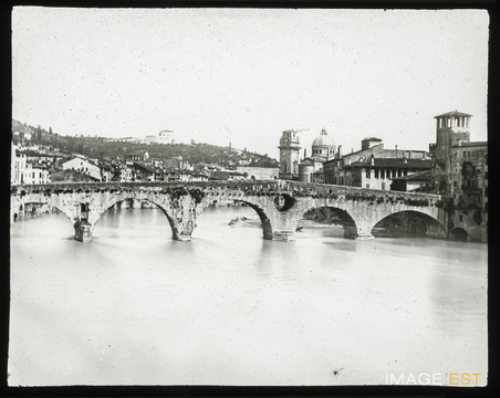 Pont de pierre (Vérone)