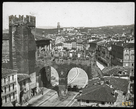 Porte Brà (Vérone)