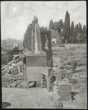 Ruines du Palais Impérial (Rome)
