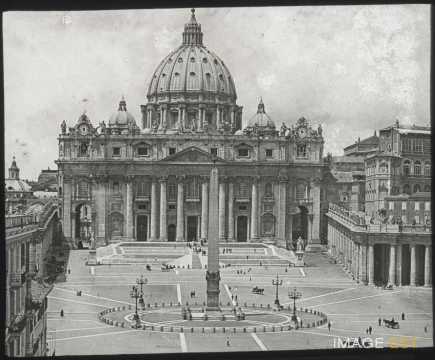 Place et basilique Saint-Pierre (Cité du Vatican)