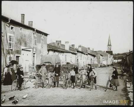 Groupe de cyclistes (Belleville)