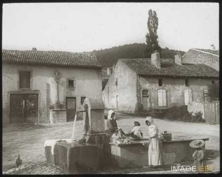 Fontaine (Bayonville-sur-Mad)