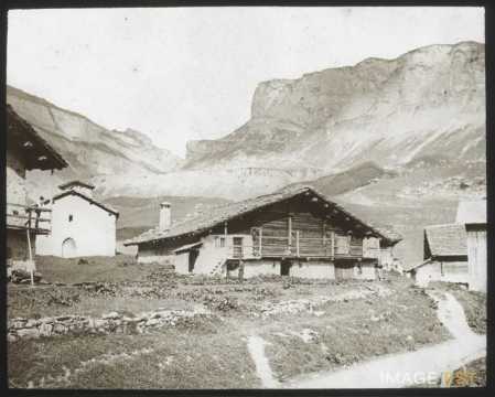 Chalet et montagne (Beaufort)
