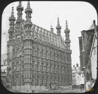 Hôtel de ville (Louvain)