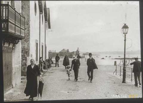 Quais (Douarnenez)