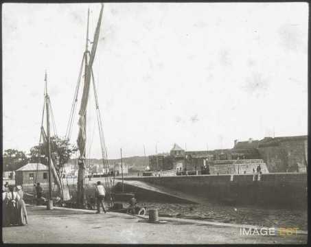 Port (Concarneau)