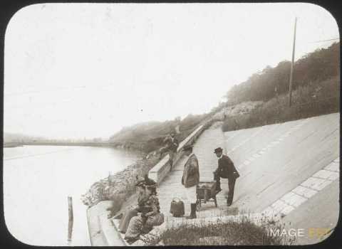 Débarcadère du bac (Pierre-la-Treiche)