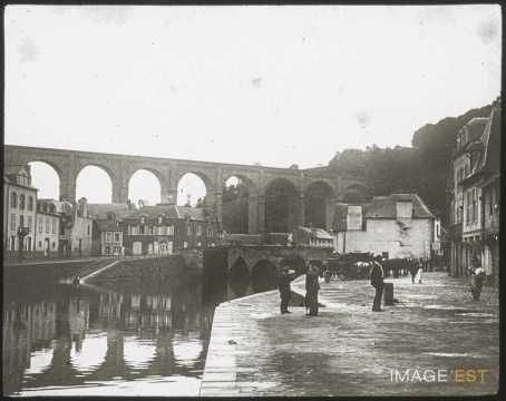 Viaduc et embarcadère (Dinan)