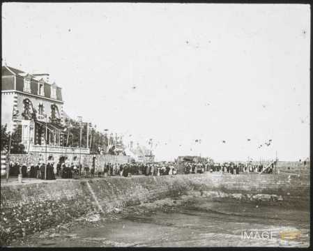 Fête populaire (Saint-Quay-Portrieux)