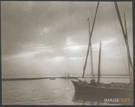 Bateaux sur la Manche (Saint-Lunaire)
