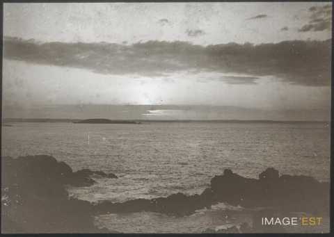 Coucher de soleil sur la Manche (Saint-Lunaire)