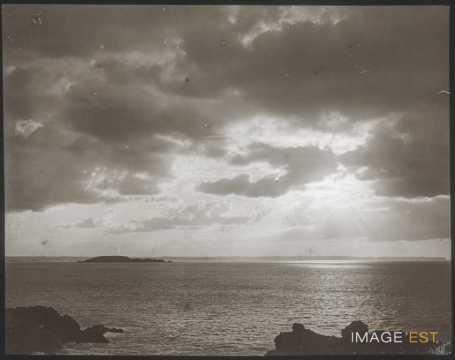 Coucher de soleil sur la Manche (Saint-Lunaire)