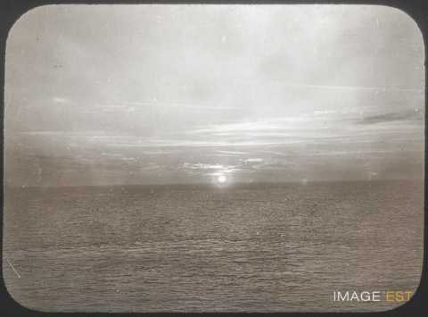 Coucher de soleil sur la Manche (Saint-Lunaire)