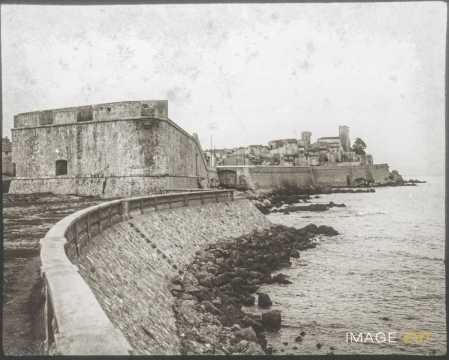 Remparts (Antibes)