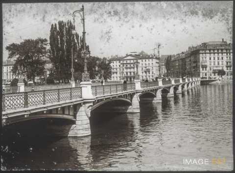 Pont du Mont Blanc (Genève)