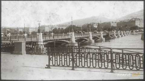 Pont du Mont Blanc (Genève)