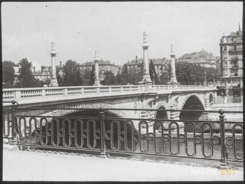 Pont de la Coulouvrenière (Genève)