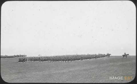 Revue militaire (Malzéville)
